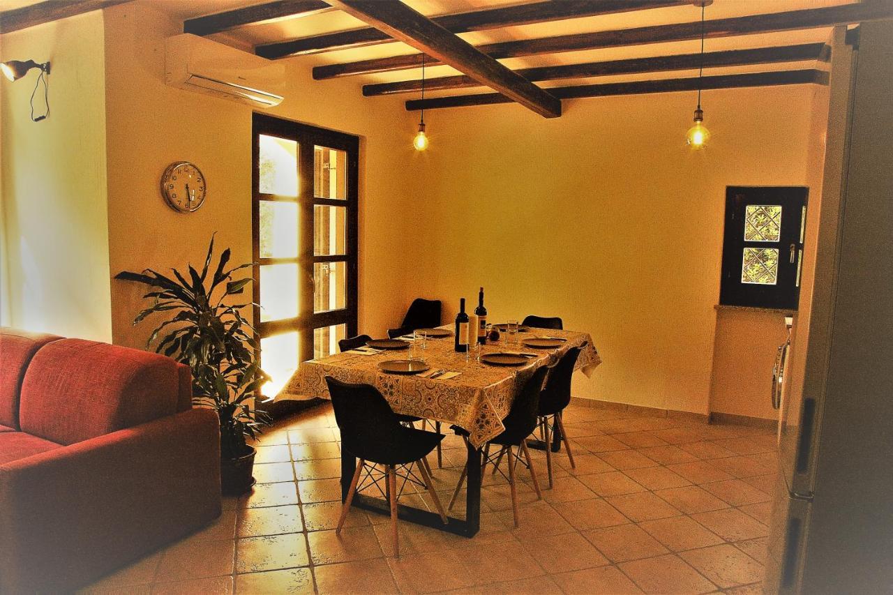 Fenile Apartments Santa Maria Navarrese Buitenkant foto