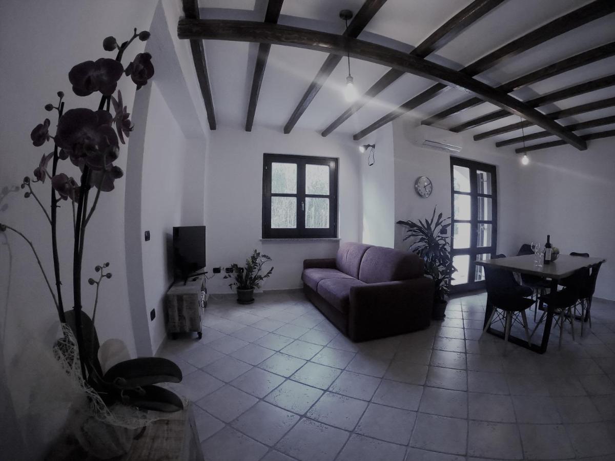 Fenile Apartments Santa Maria Navarrese Buitenkant foto