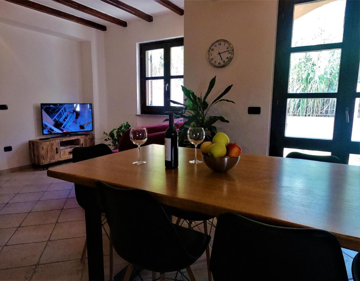 Fenile Apartments Santa Maria Navarrese Buitenkant foto